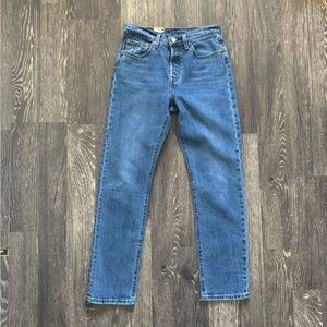 Levi’s 501 medium wash jeans